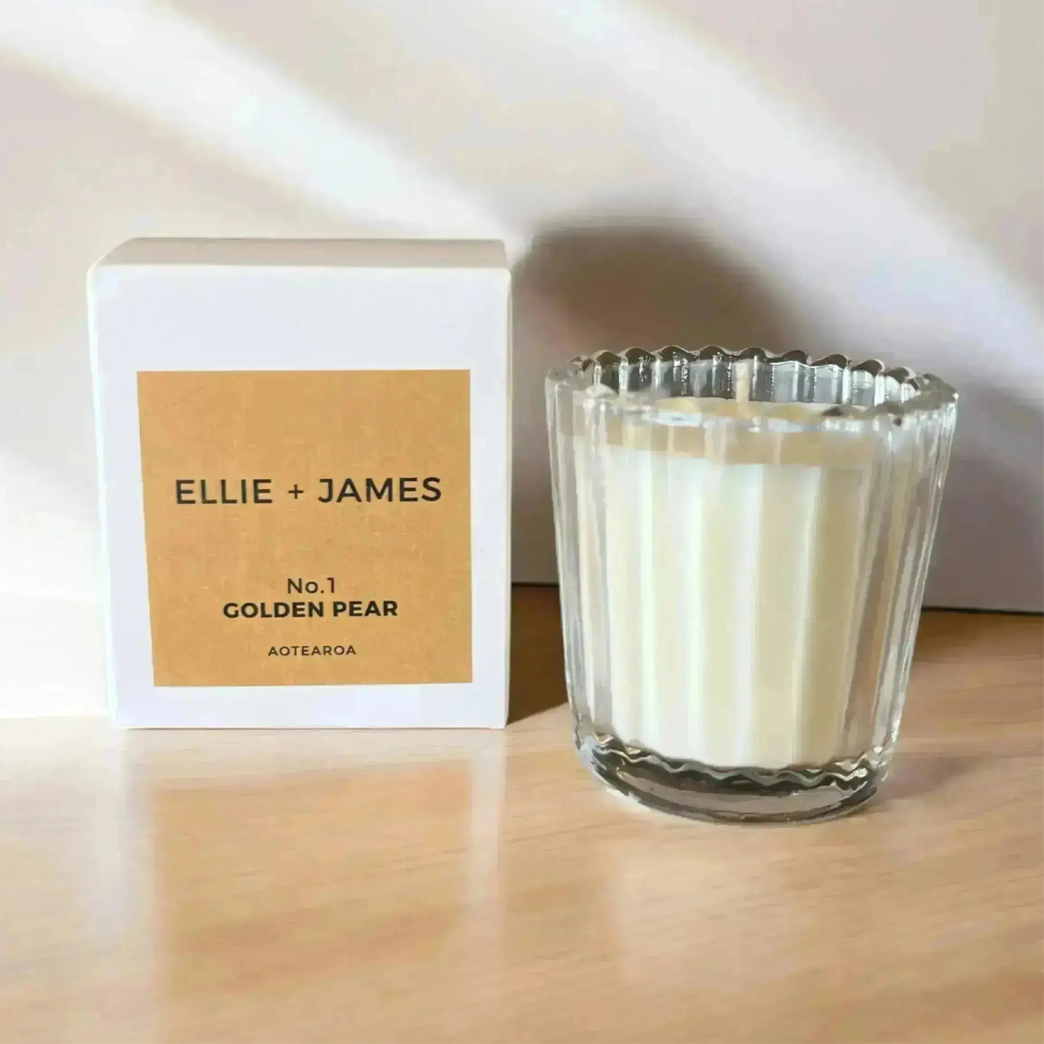 Handmade ELLIE JAMES candle 2